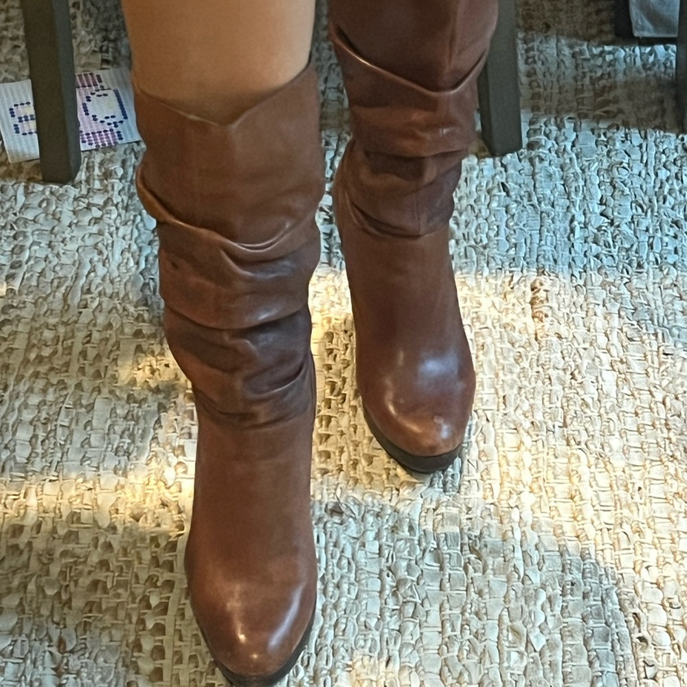 Jessica Simpson brown boots size 8.5